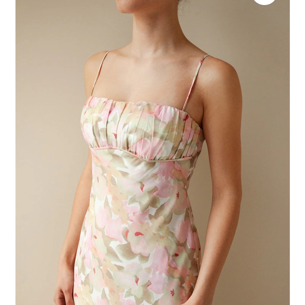 Elegant Pink and Cream Floral Maxi Dress - Picture 5 of 5